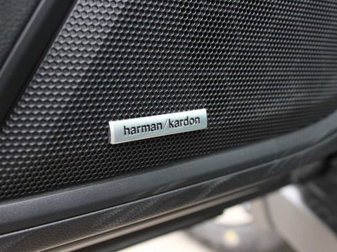 New 2025 Subaru Outback Limited image 18