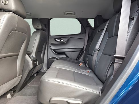 Used 2022 Chevrolet Blazer LT image 10