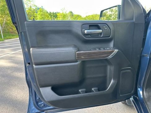 Used 2021 Chevrolet Silverado 1500 LT Trail Boss AWD/4WD image 19