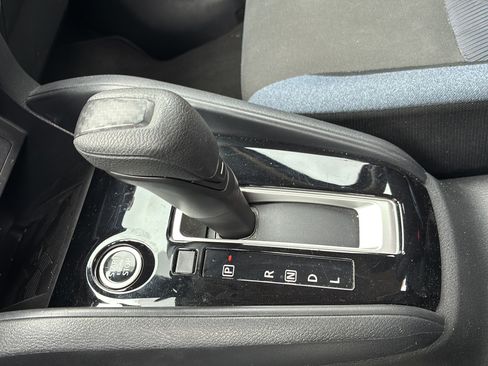 Used 2025 Nissan Versa SV FWD image 23