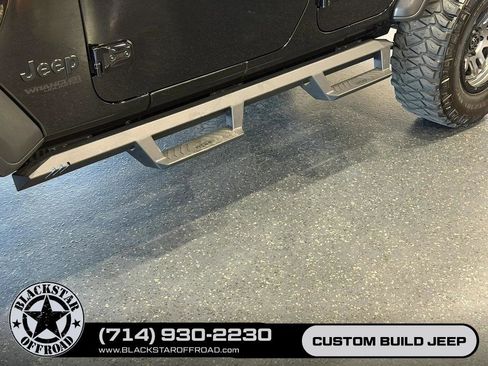 Used 2022 Jeep Wrangler Unlimited Sport AWD/4WD image 8