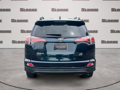 Used 2017 Toyota RAV4 LE AWD/4WD image 4