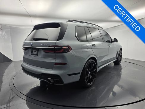 Used 2024 BMW X7 xDrive40i w/ Executive Package AWD/4WD image 4