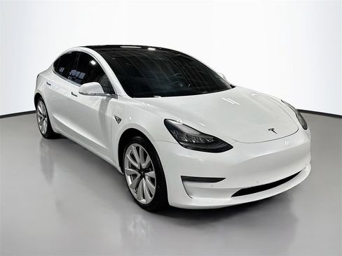 Used 2019 Tesla Model 3 Long Range image 3