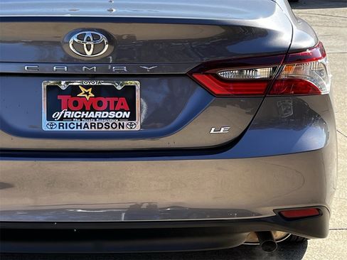 Used 2023 Toyota Camry LE image 6