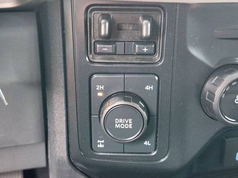 Used 2024 Ford F250 XL w/ STX Appearance Package image 21