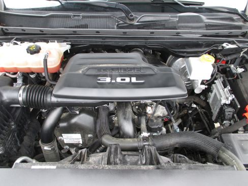 Used 2020 RAM 1500 Laramie image 29