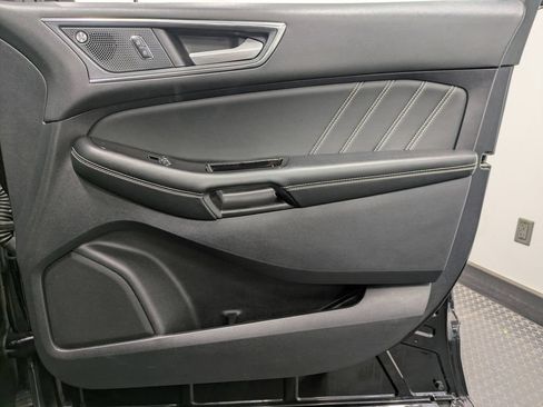 Used 2020 Ford Edge ST w/ Equipment Group 401A AWD/4WD image 28