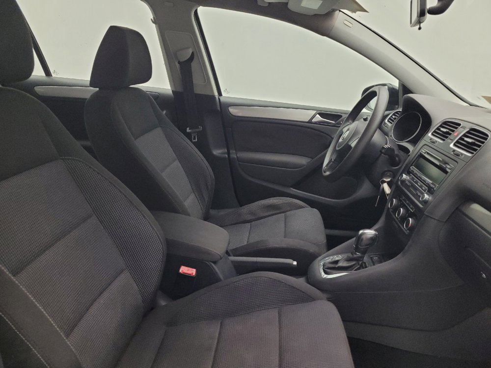 Used 2014 Volkswagen Golf 4-Door FWD image 21