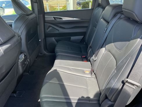Certified 2023 INFINITI QX60 Luxe w/ Cargo Package AWD/4WD image 12