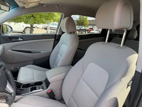 Used 2017 Hyundai Tucson SE w/ SE Popular Package 02 AWD/4WD image 16