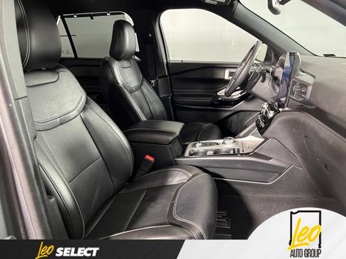 Used 2023 Ford Explorer ST w/ Equipment Group 401A AWD/4WD image 24