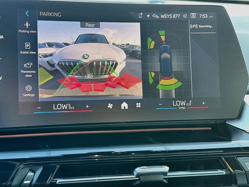 New 2027 BMW X1 xDrive28i AWD/4WD image 10