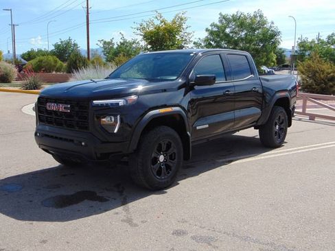Used 2023 GMC Canyon Elevation w/ Elevation Premium Package AWD/4WD image 8