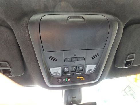 Used 2024 Buick Enclave Essence w/ Experience Buick Package image 50