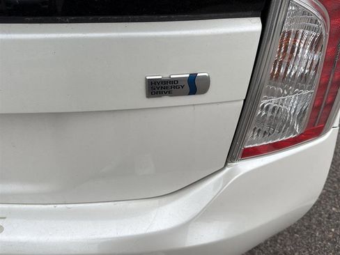 Used 2012 Toyota Prius Two FWD image 8