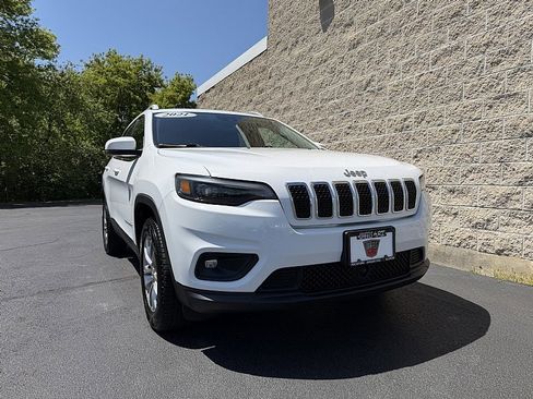 Used 2021 Jeep Cherokee Latitude Lux w/ Comfort/Convenience Group AWD/4WD image 1