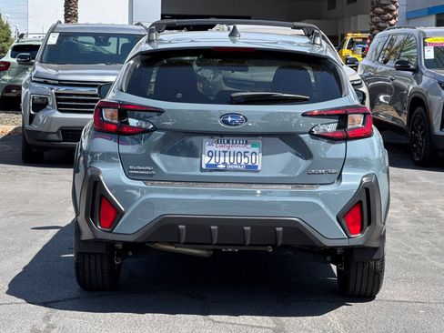 Used 2025 Subaru Crosstrek 2.5i Premium AWD/4WD image 4