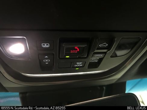 Used 2022 Lexus LS 500 w/ Interior Upgrade Package RWD image 26