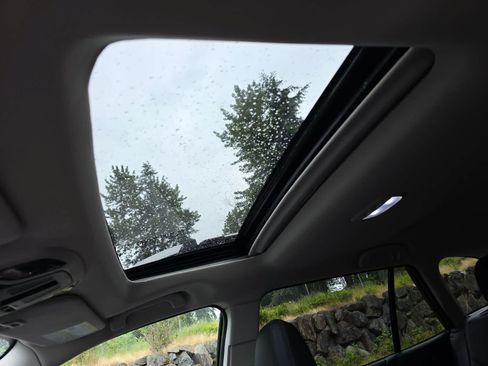 Certified 2025 Subaru Outback Touring XT AWD/4WD image 19