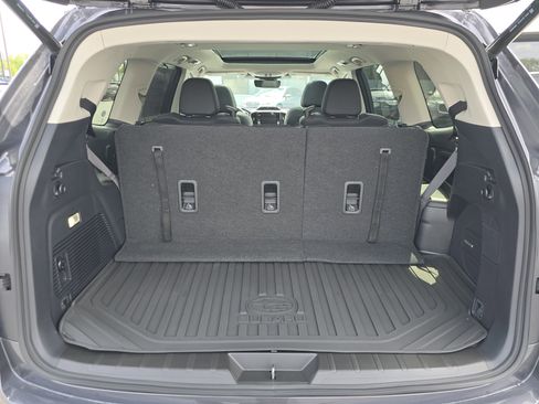 New 2026 Subaru Ascent Limited AWD/4WD image 17