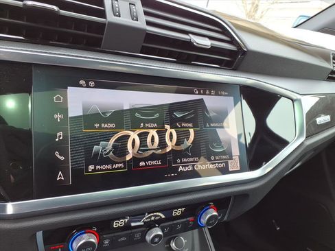 Certified 2025 Audi Q3 2.0T Premium Plus w/ Premium Plus Package image 20