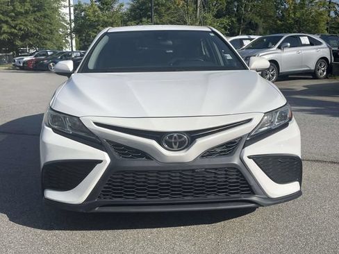 Used 2021 Toyota Camry SE FWD image 8