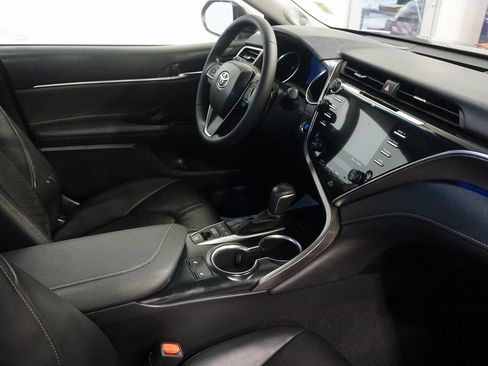 Certified 2018 Toyota Camry XSE image 26