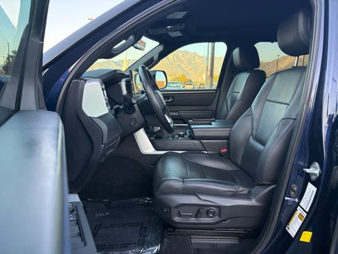 Used 2022 Toyota Tundra Platinum AWD/4WD image 11