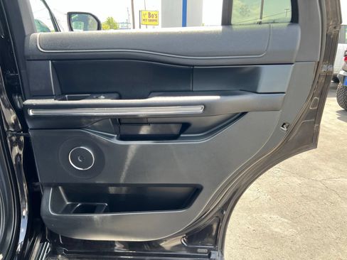 Used 2021 Ford Expedition XLT AWD/4WD image 56