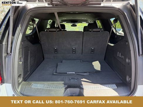 Used 2025 GMC Yukon XL Denali AWD/4WD image 35