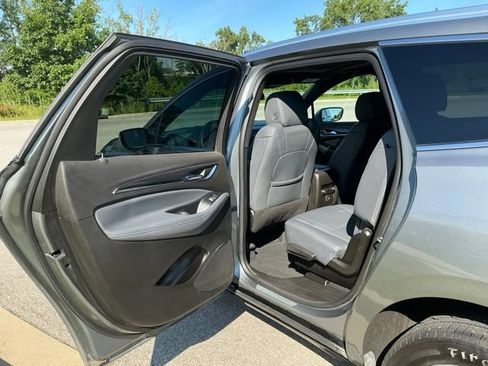 Used 2023 Buick Enclave Essence w/ Experience Buick Package AWD/4WD image 16