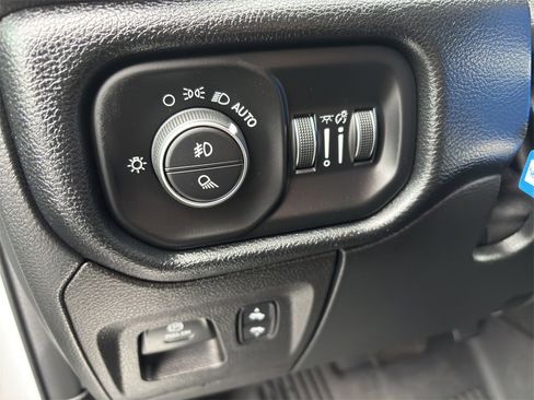Used 2022 RAM 1500 Laramie image 11
