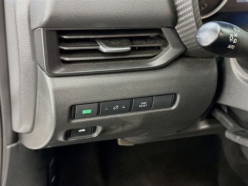 Used 2024 Nissan Sentra S FWD image 17