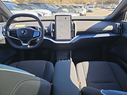 New 2026 Volvo EX30 Ultra w/ Climate Package image 20