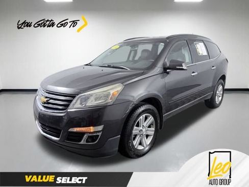 Used 2014 Chevrolet Traverse LT FWD image 1