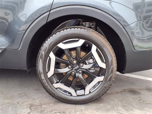 Used 2023 Kia Telluride S image 7