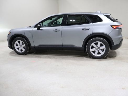 New 2025 Honda Prologue EX image 4