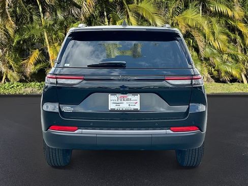 New 2026 Jeep Grand Cherokee Altitude RWD image 5