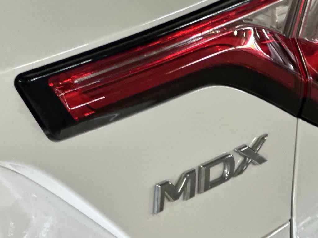Certified 2024 Acura MDX w/ Technology Package FWD image 18