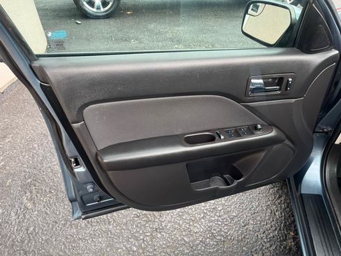 Used 2012 Ford Fusion SE FWD image 24