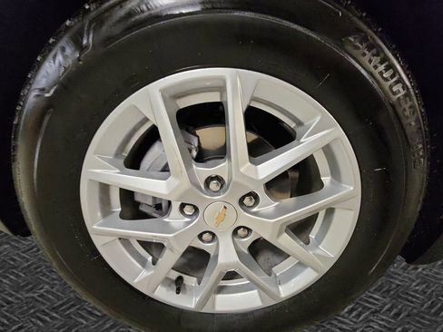 Used 2023 Chevrolet Equinox LT image 11