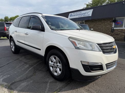 Used 2015 Chevrolet Traverse LS AWD/4WD image 1