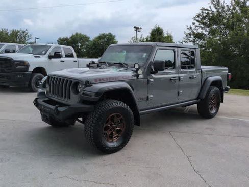 Used 2021 Jeep Gladiator Rubicon w/ Cold Weather Group AWD/4WD image 4