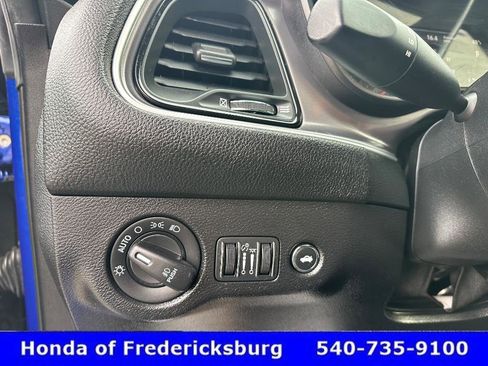 Used 2021 Dodge Challenger SXT w/ Blacktop Package image 25