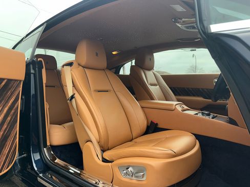Used 2015 Rolls-Royce Wraith image 39