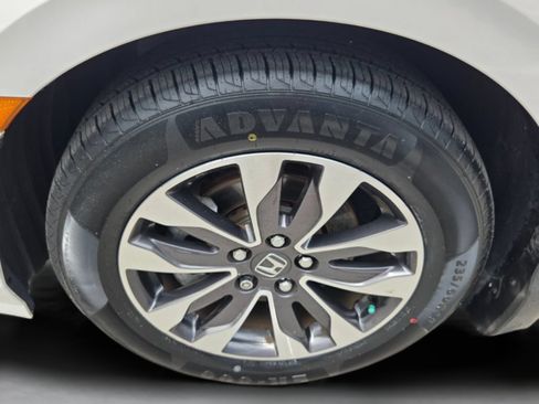 Used 2024 Honda Odyssey EX-L image 31