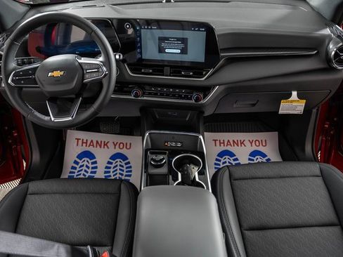 New 2026 Chevrolet Equinox LT w/ Convenience Package II image 19