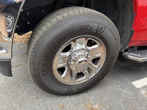 Used 2024 RAM 2500 Big Horn w/ Bed Utility Group image 13