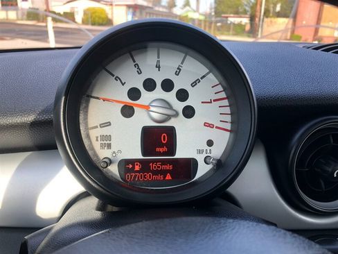 Used 2011 MINI Cooper Hardtop FWD image 12
